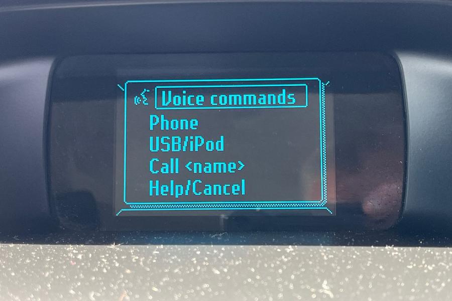 Ford FOCUS Photo autoimg-49ffe83b6609aecf4781d9f11460b37181aeec84.jpg