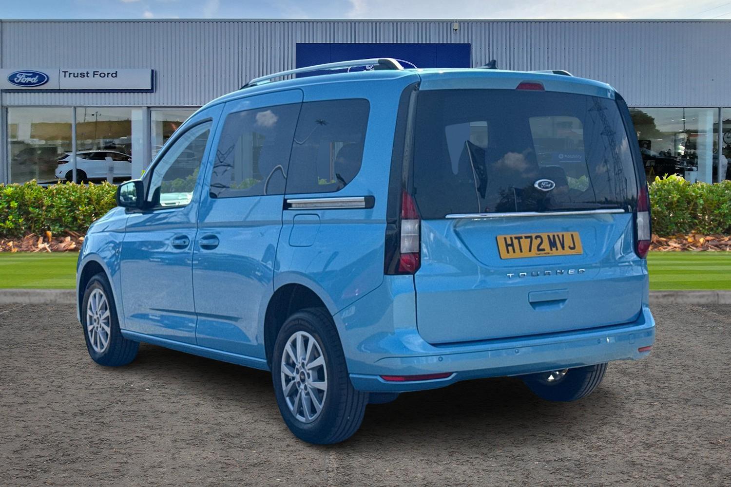 Ford TOURNEO CONNECT Photo 1