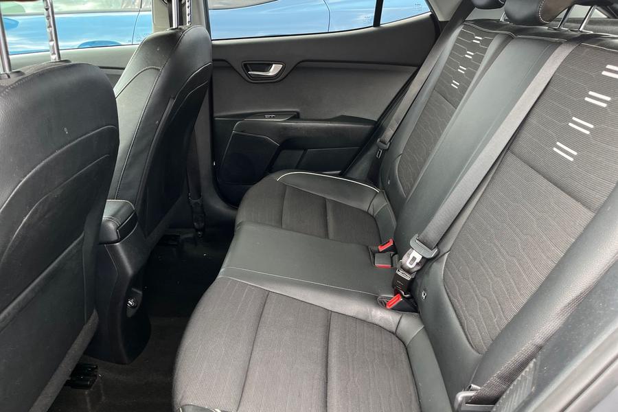 Kia STONIC Photo autoimg-4a0b7ec02ad6dd8ad8abf62b9d8414eacc417acc.jpg