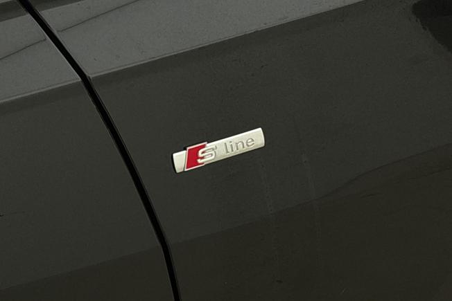 AUDI A6 Photo 20