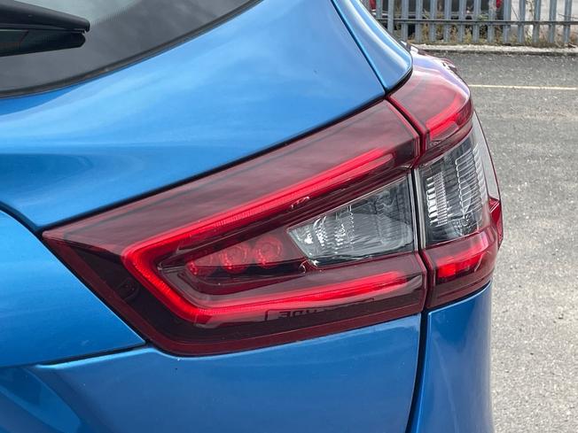 NISSAN Qashqai Photo 18