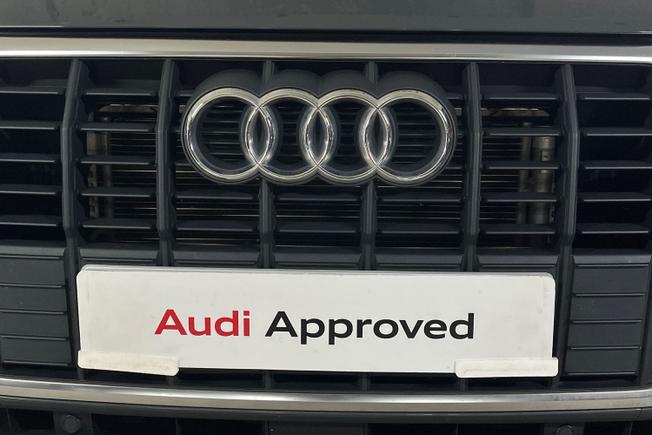 Audi Q3 Photo 32