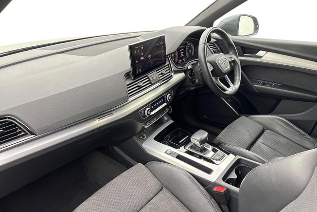 AUDI Q5 Photo 2