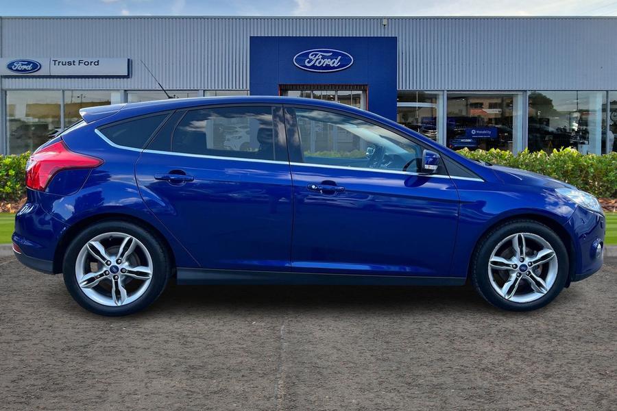 Ford FOCUS Photo autoimg-4a1e24a703aaceabe42be6ae30f09193e0dcafaf.jpg