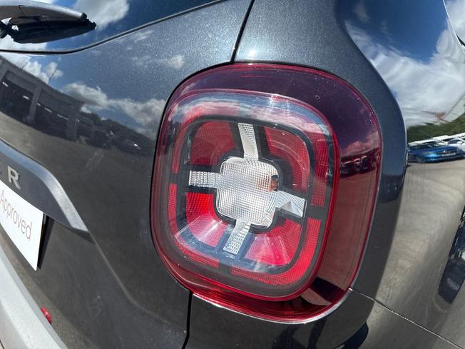 DACIA Duster Photo 18