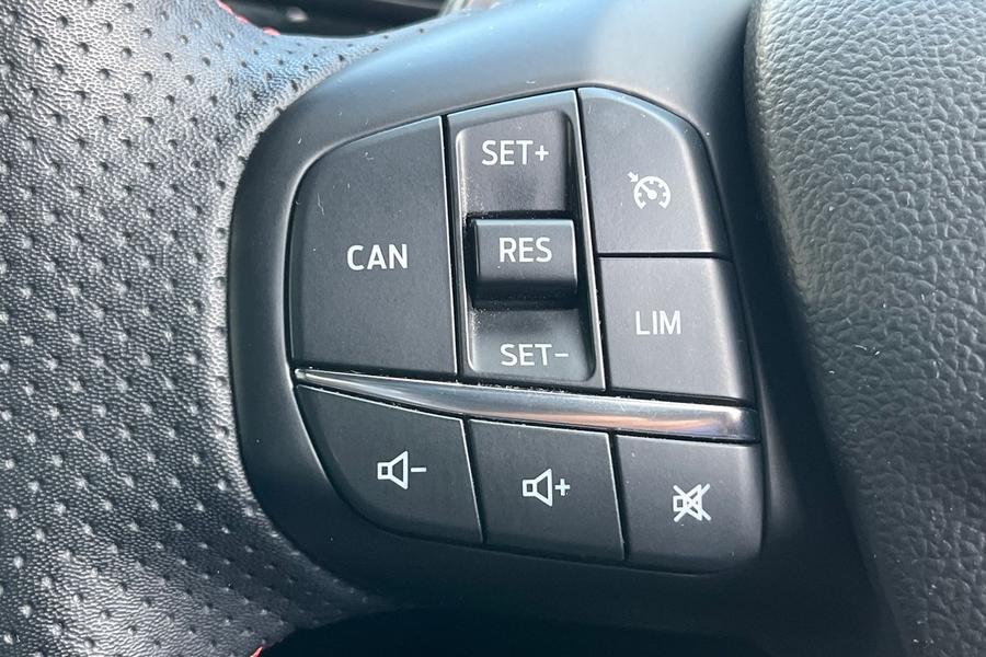 Ford FOCUS Photo autoimg-4a2201c94d76e1e9bccc9336f96a75bf8c0ae666.jpg