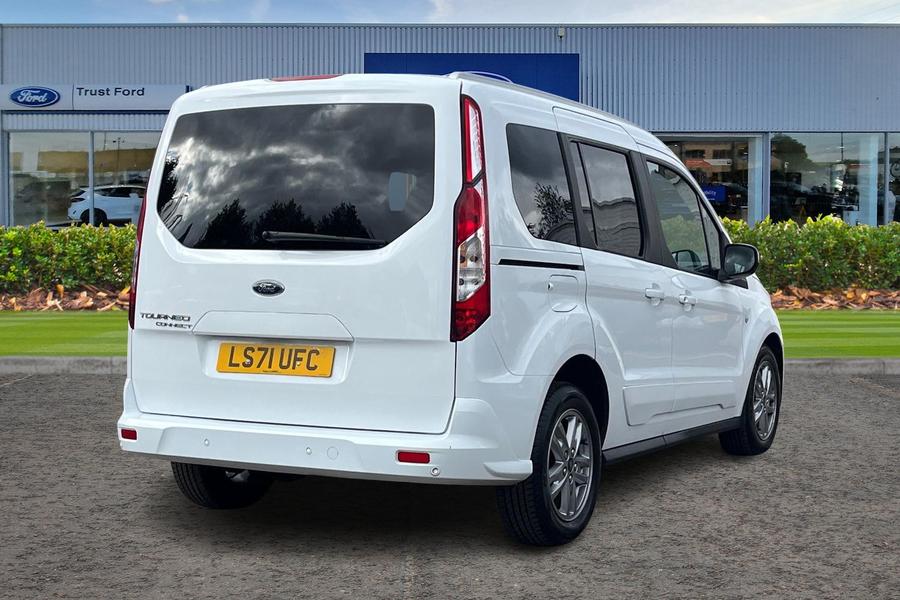 Ford Tourneo Connect Photo autoimg-4a2242ee592996f3ef434704400d68726f363a8b.jpg
