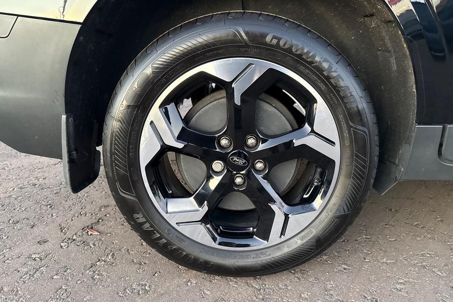 Used Ford E-TRANSIT COURIER 17