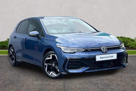 Volkswagen Golf Photo autoimg-4a242e6c15b6829e264f7cc94d97c34e6c712600.jpg