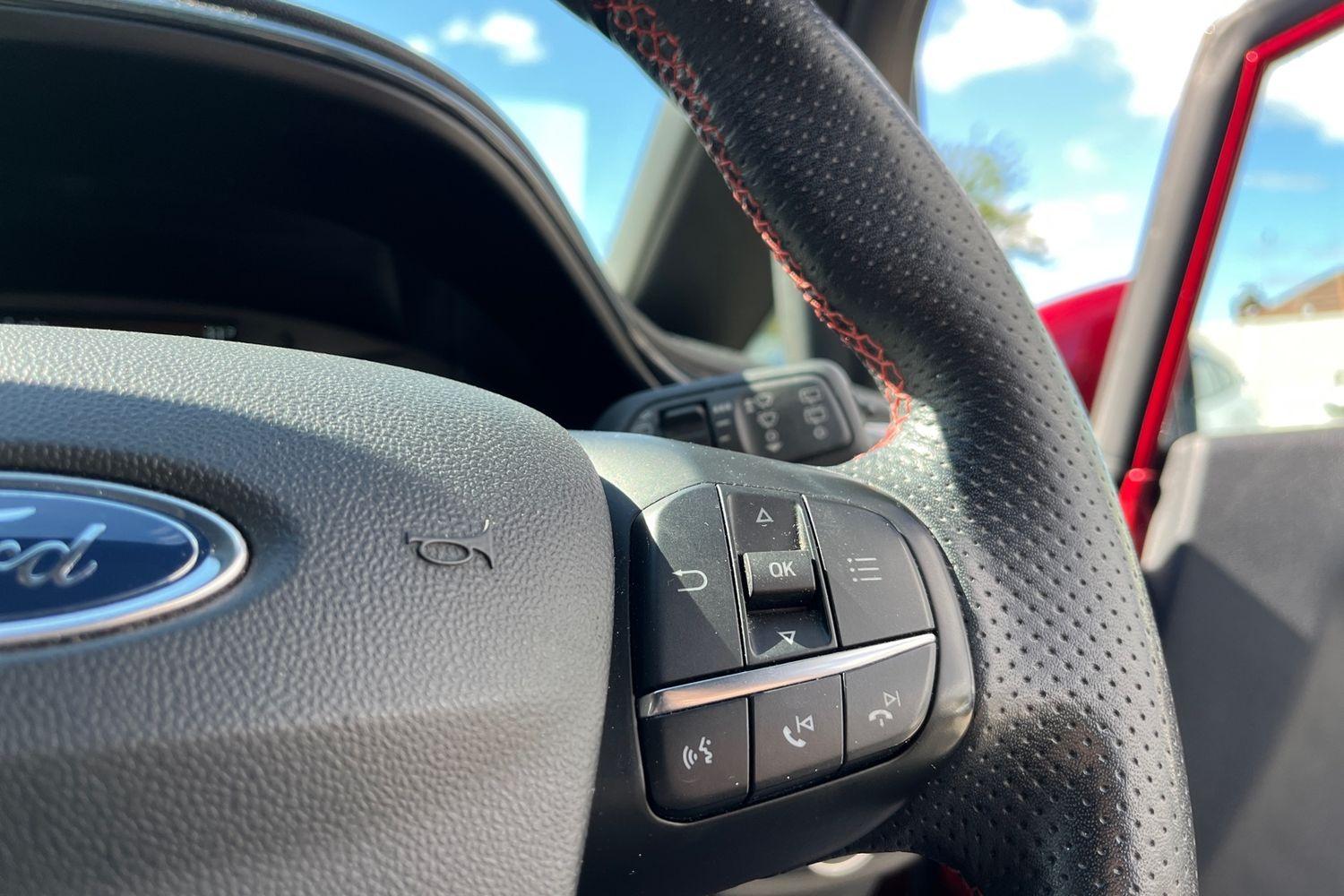 Ford FIESTA Photo 26