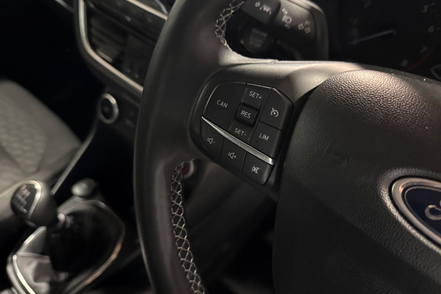 Ford FIESTA Photo 26