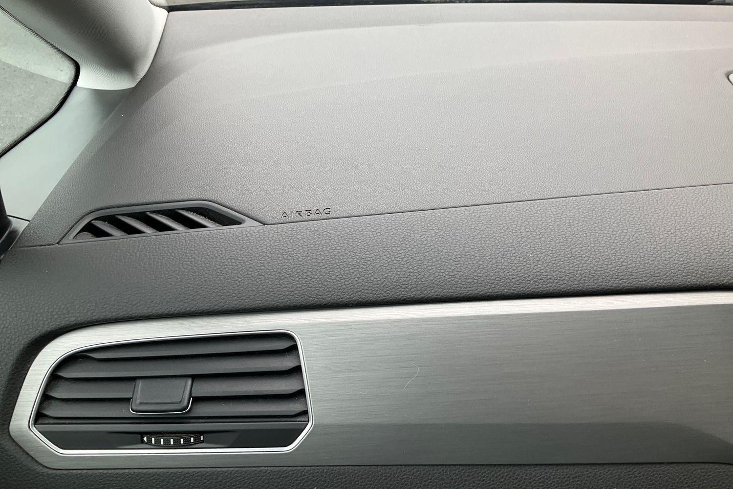 Volkswagen GOLF SV Photo 35