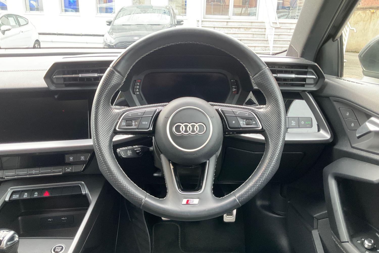 Audi A3 Photo 11