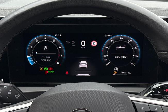 VOLKSWAGEN Tiguan Photo 15
