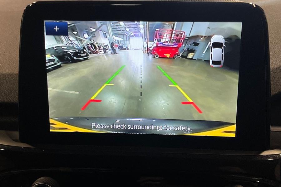 Ford KUGA Photo autoimg-4a363dffb40162f102758e3915e82bb570475f36.jpg