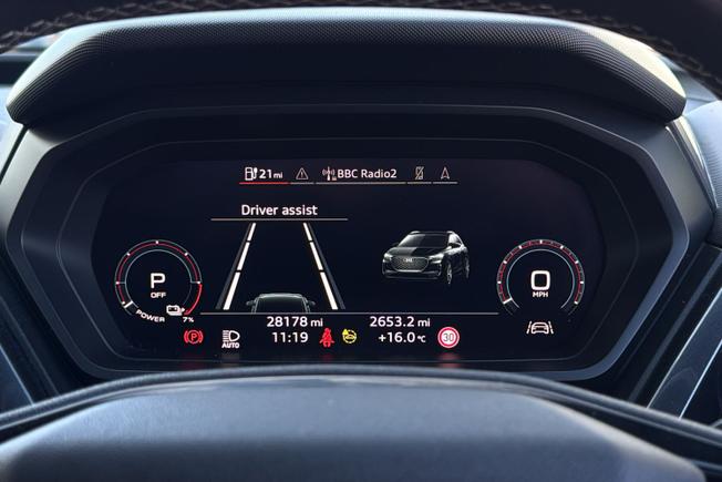 Audi Q4 e-tron Photo 35