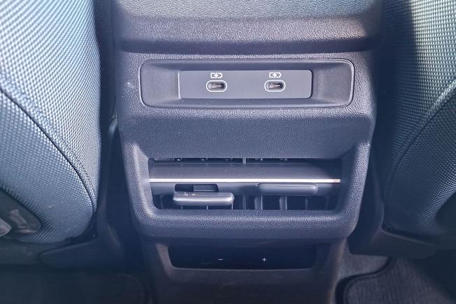 AUDI Q3 Photo 28