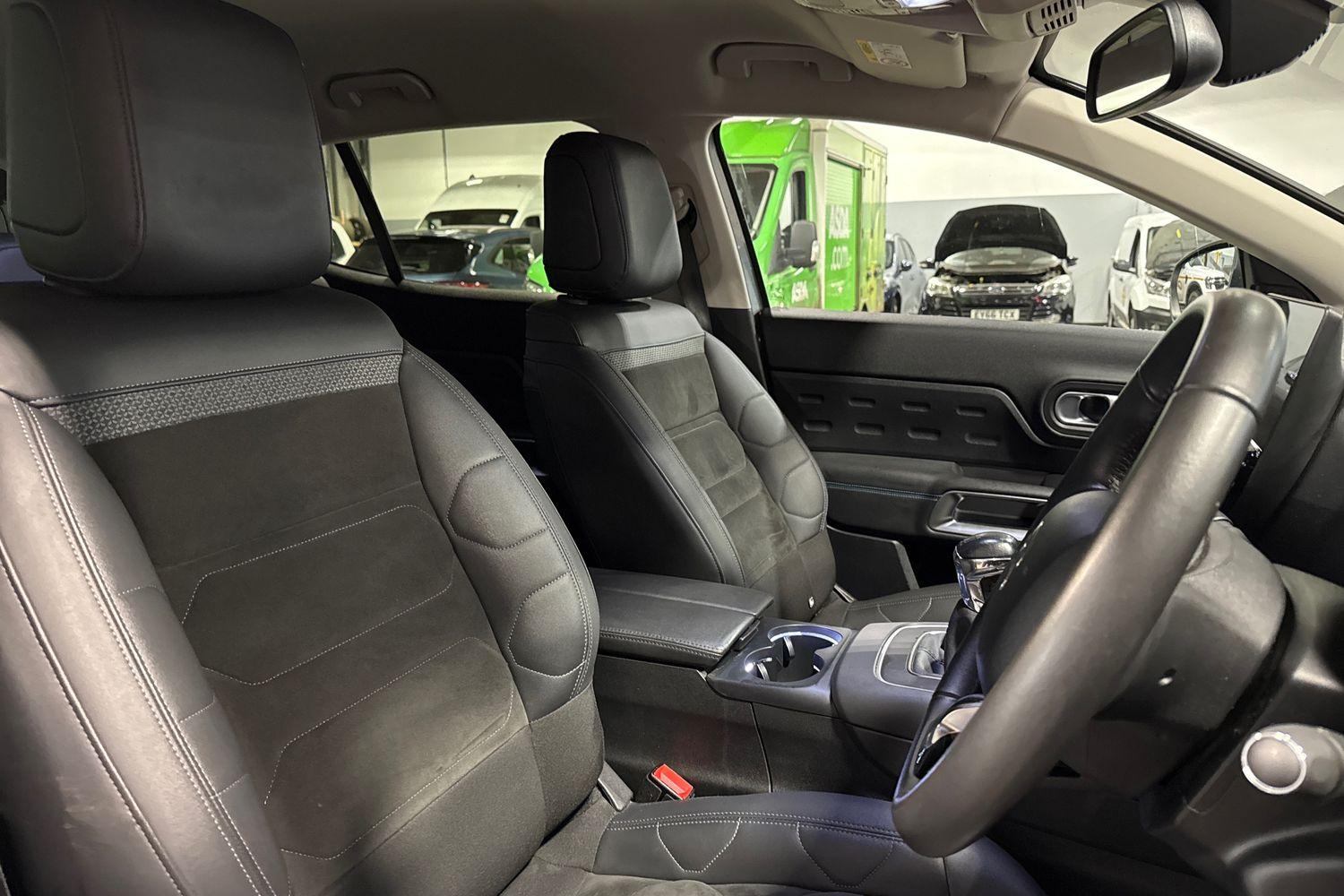 Citroen C5 AIRCROSS Photo 16