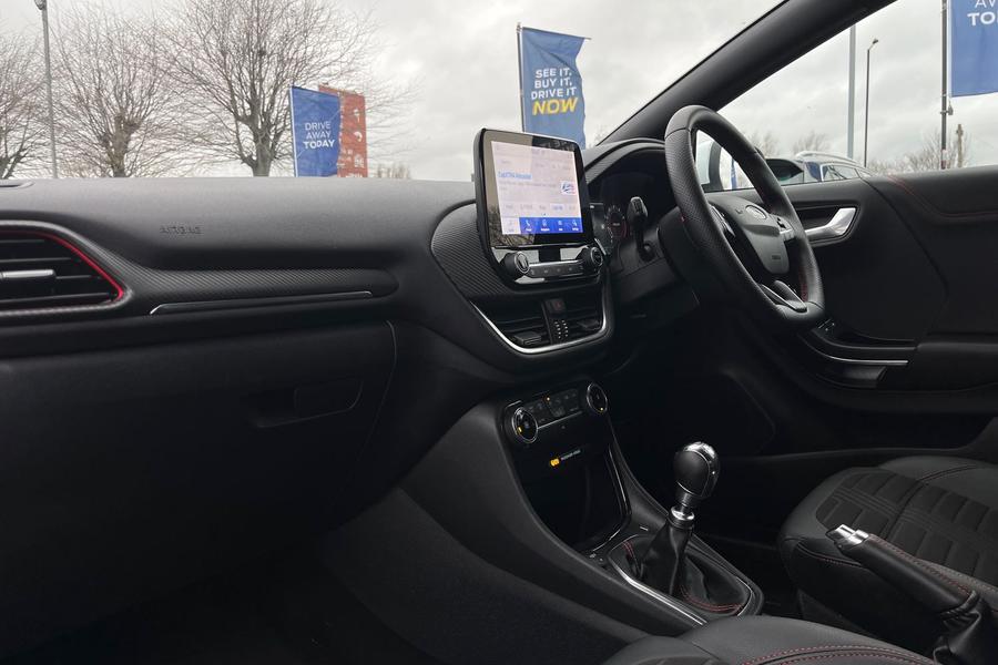 Ford PUMA Photo autoimg-4a47d053bda0171636087e49a03f9f69b96d8076.jpg