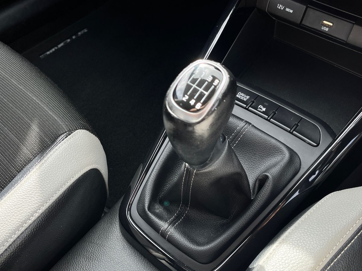 Kia Stonic Photo 13