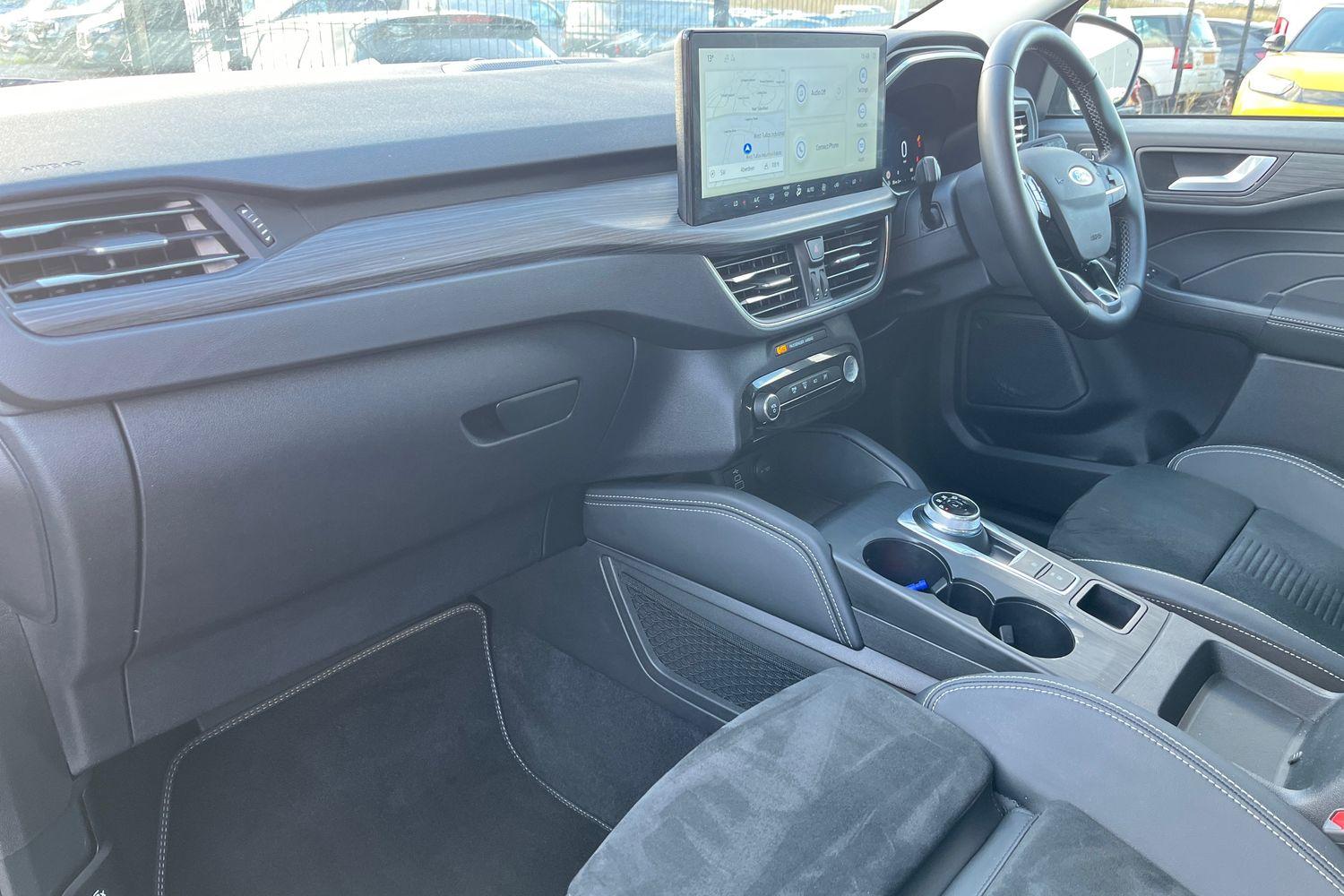 Ford KUGA Photo 17