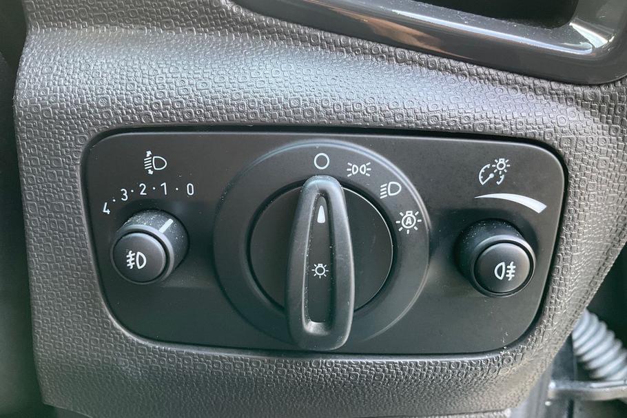 Used Ford ECOSPORT 29
