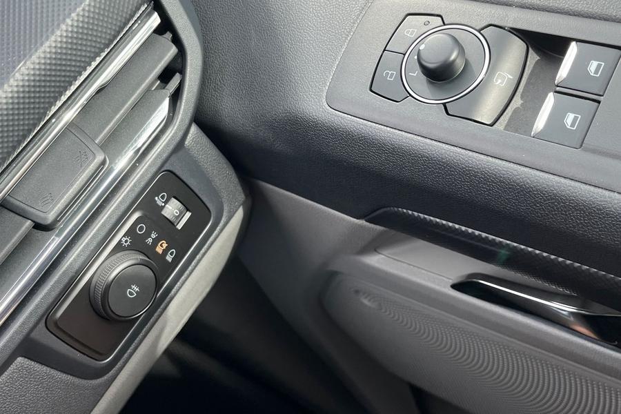 Ford TRANSIT CUSTOM Photo autoimg-4a50bdded47c4dc3a0fe8509a98602407c1741d7.jpg