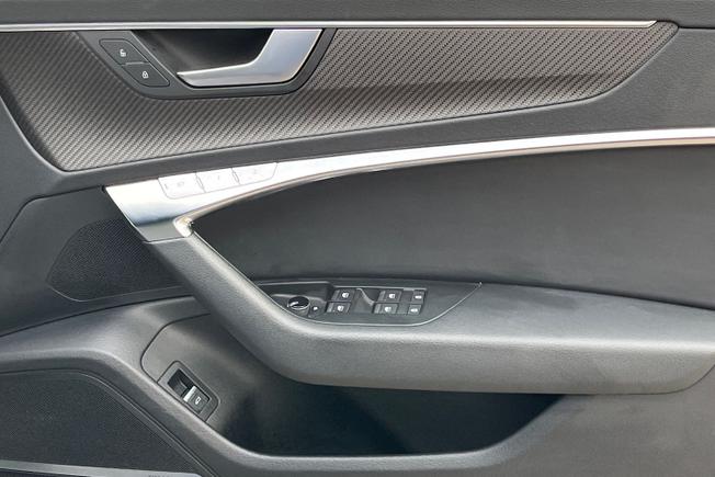 AUDI A6 Avant Photo 40