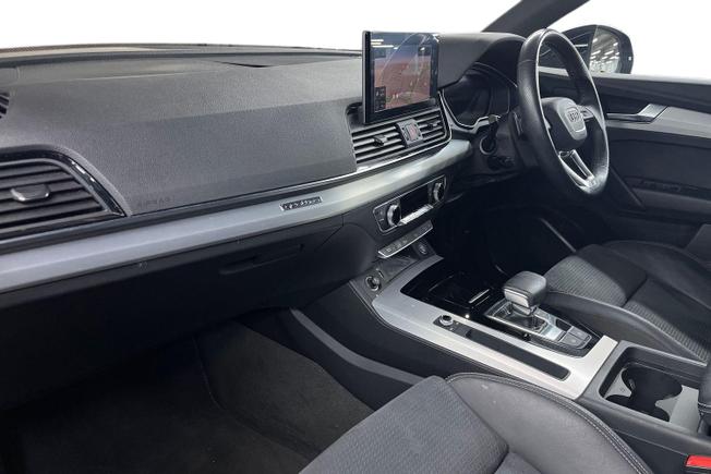 AUDI Q5 Photo 2