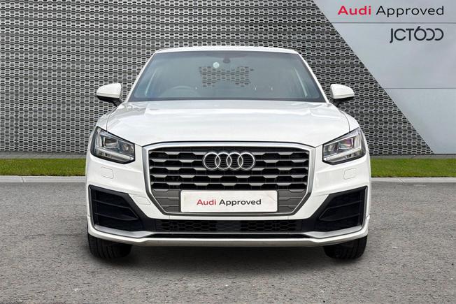 AUDI Q2 Photo 8
