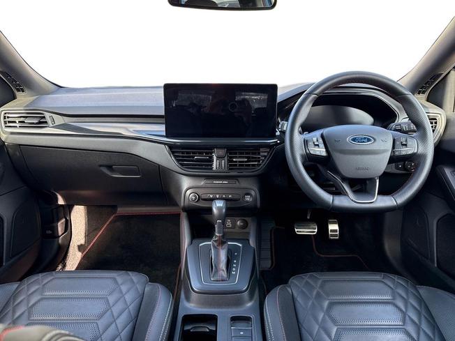 FORD Focus Photo 10