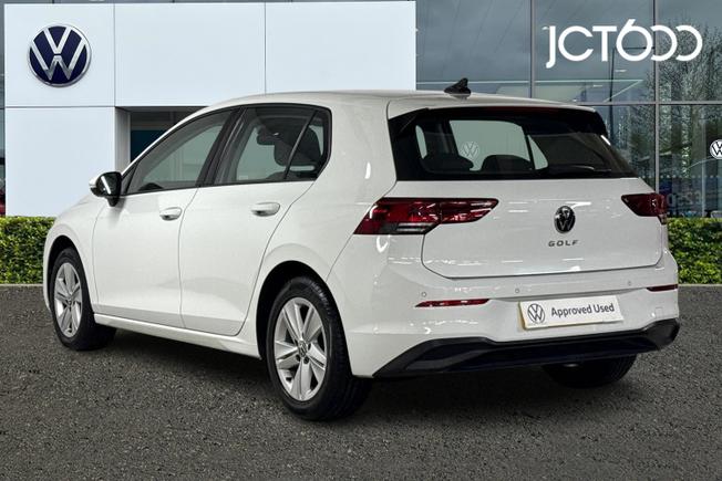 VOLKSWAGEN Golf Photo 3