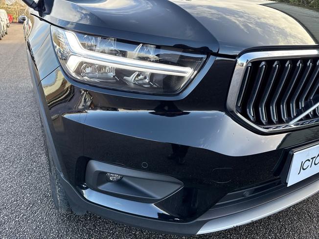 VOLVO Xc40 Photo 29