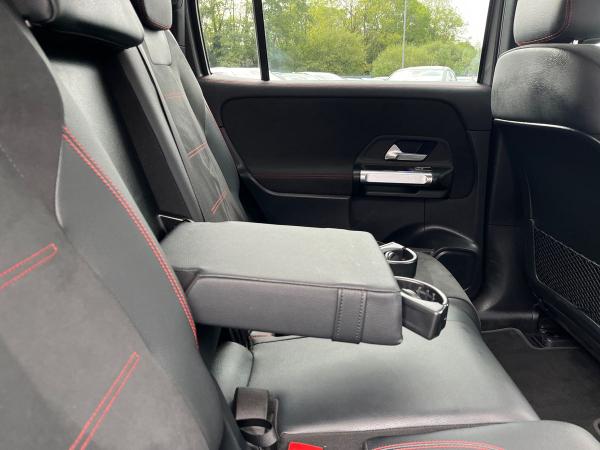 Mercedes-Benz EQB Photo autoimg-4a707b358ca7825bddfbd4be0e228a4e69e2e5a7.jpg