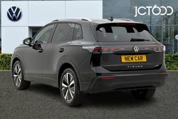 VOLKSWAGEN  Tiguan  Photo 3