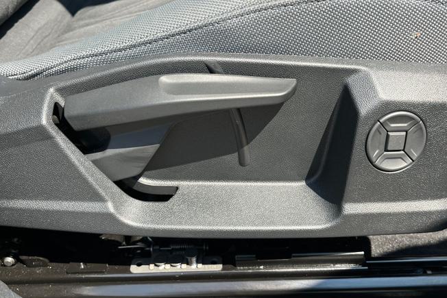AUDI Q3 Photo 48