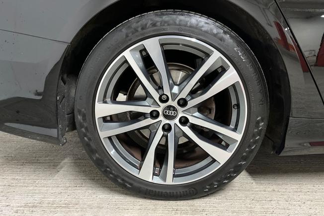 AUDI A6 Avant Photo 5