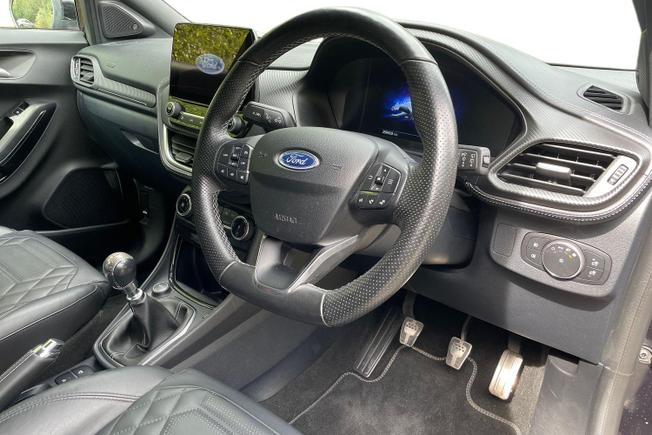 FORD Puma Photo 6