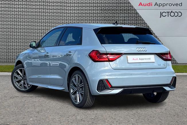 AUDI A1 Photo 3