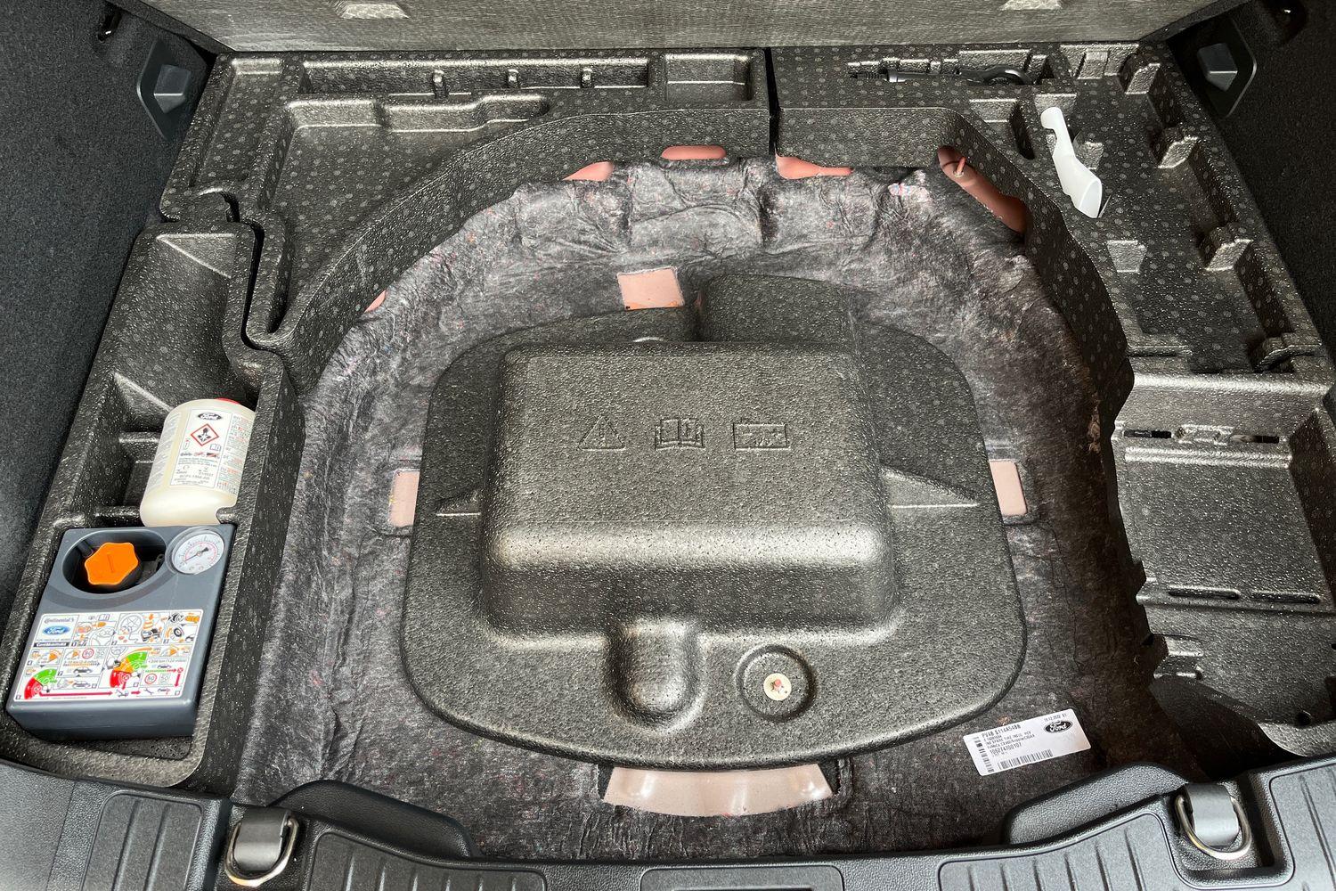 Ford KUGA Photo 32