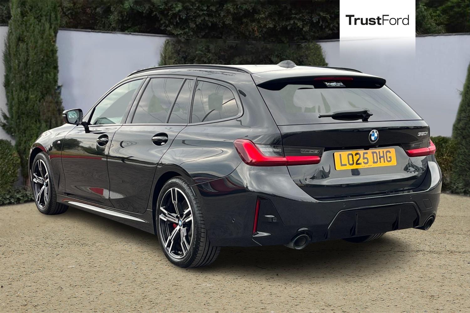 BMW 3 Series Photo 1