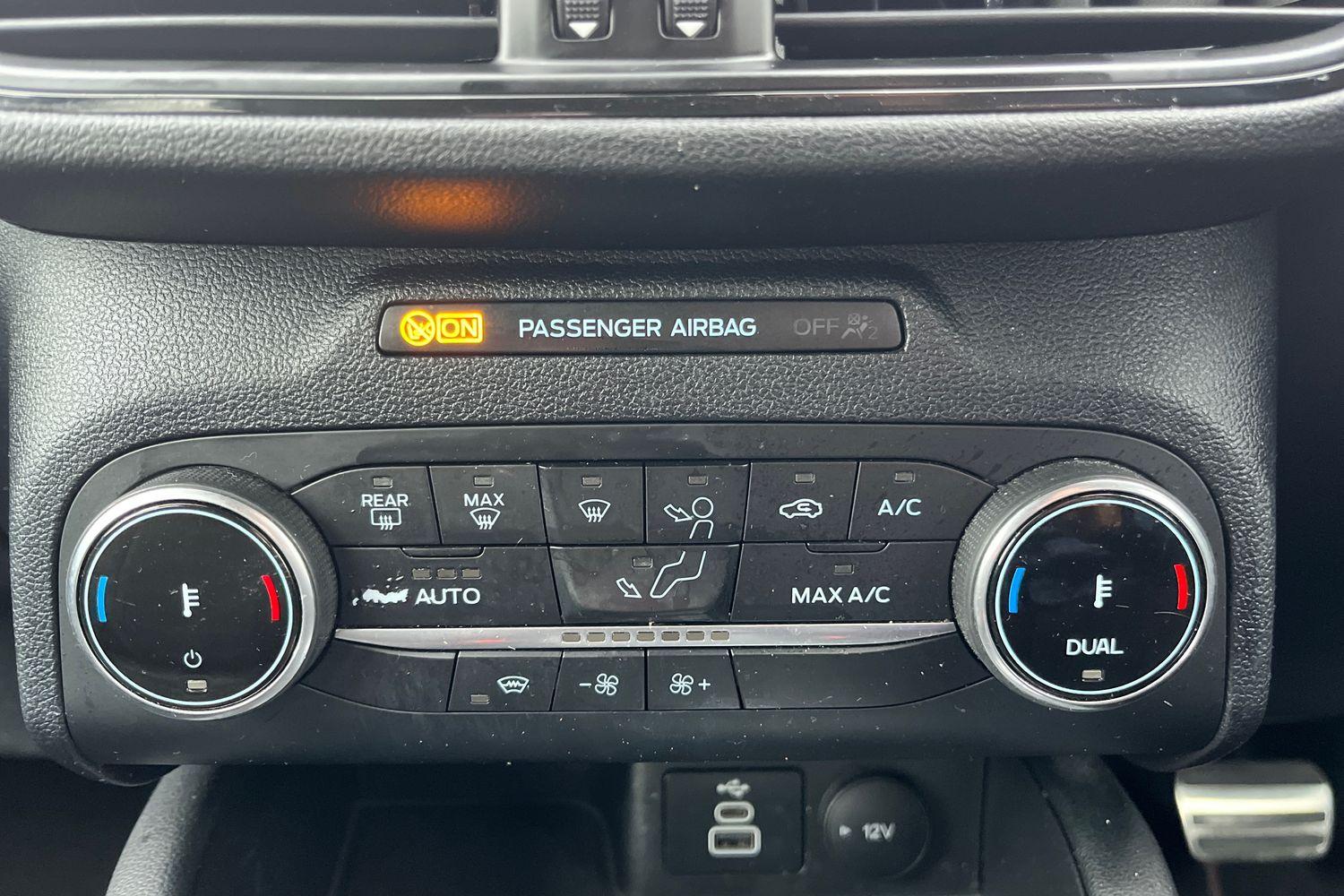 Ford Kuga Photo 34