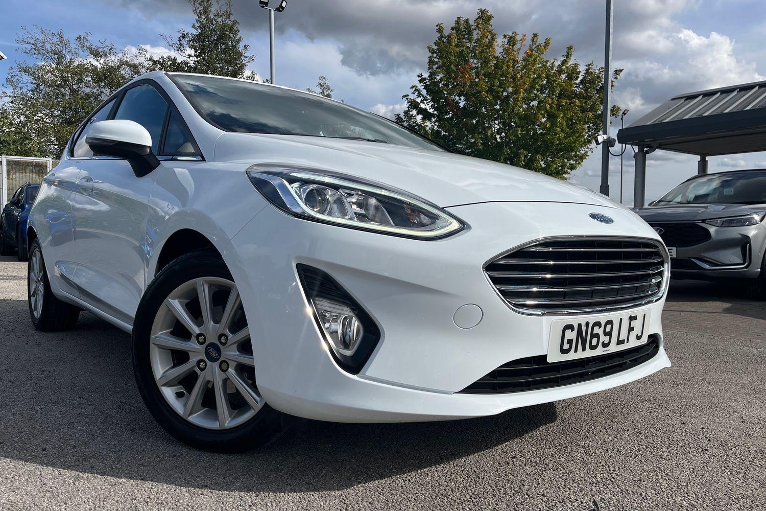 Ford Fiesta Photo 36