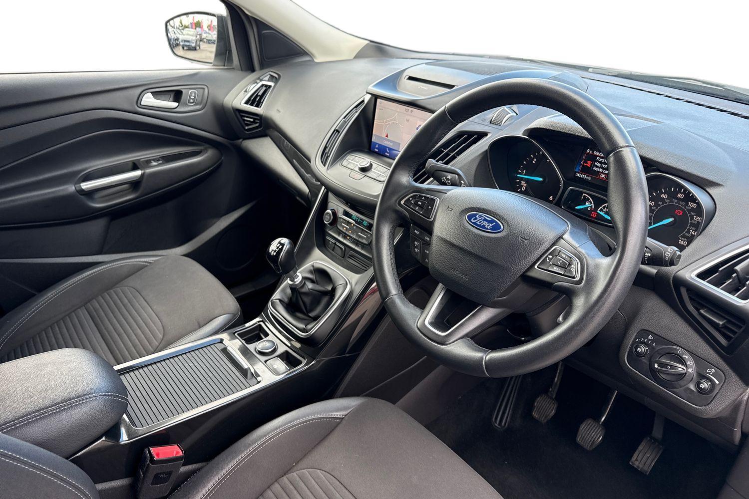 Ford KUGA Photo 8