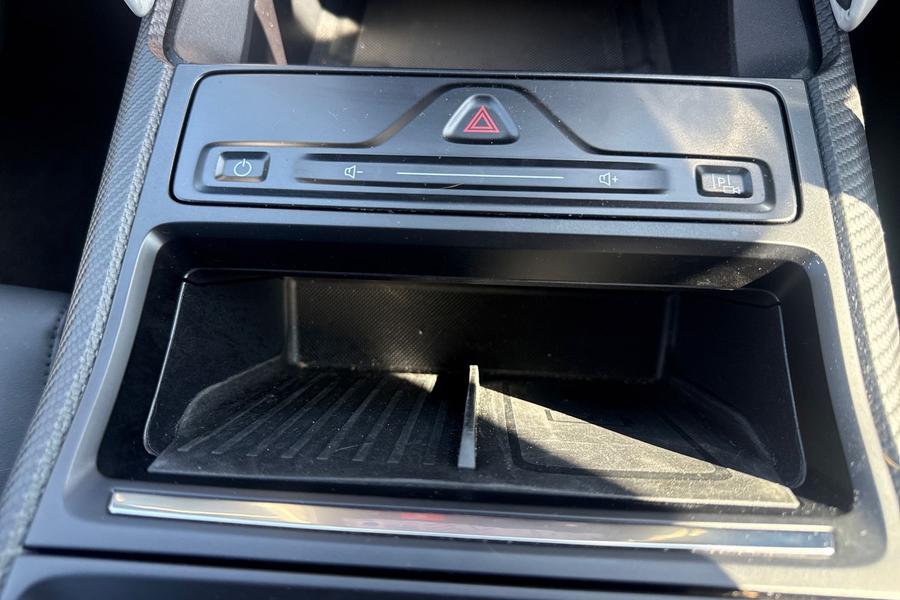 Ford Explorer Photo autoimg-4a94b9b45e3312805abeb0d45105666fc762ef8f.jpg