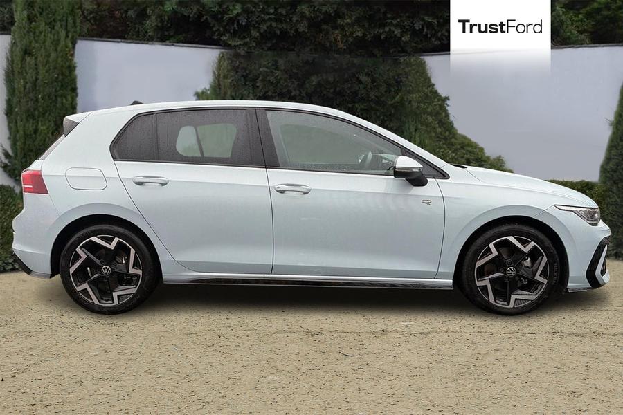 Volkswagen GOLF Photo autoimg-4a94cf109b9a531e1121957fa769060c0bf1c1ce.jpg