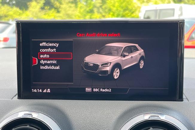 AUDI Q2 Photo 23