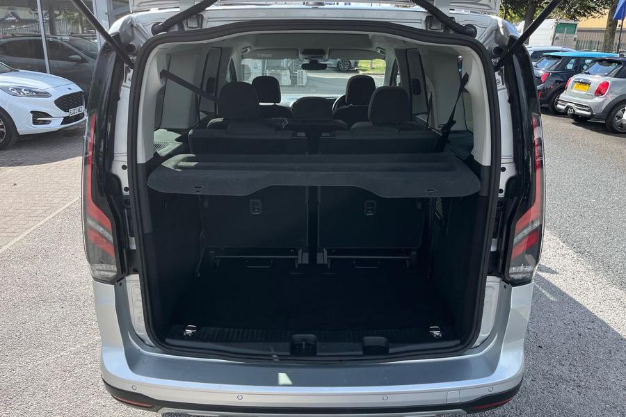 Ford Tourneo Connect Photo autoimg-4a96af5665b4981bdefd9589d1d0b16176a0ae95.jpg