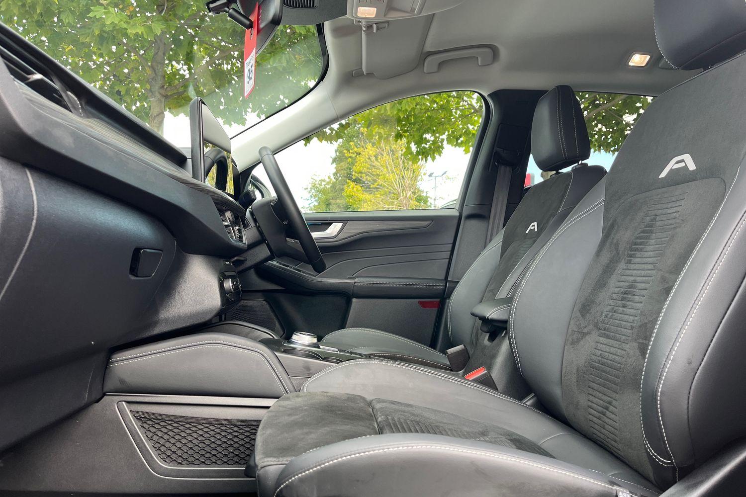 Ford KUGA Photo 18