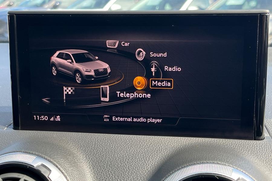 Audi Q2 Photo autoimg-4a9ad352bd13c570fb84ee642b9595b139e9badf.jpg